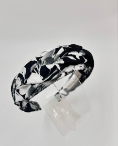 OPASKA MIA MANILA BLACK/WHITE FLORAL